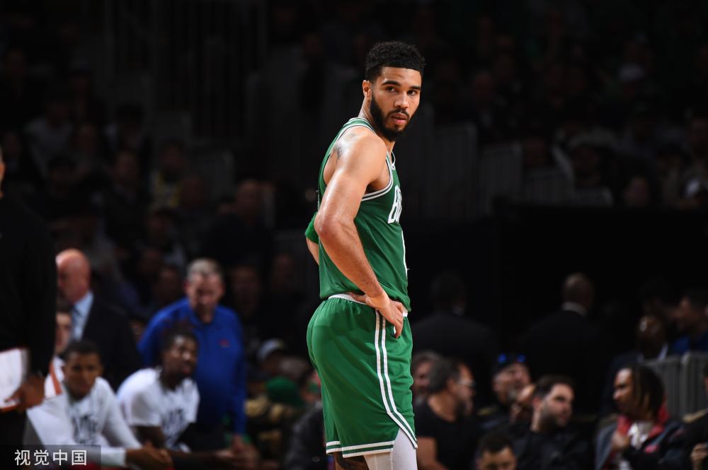 争冠热门的 争冠热门的